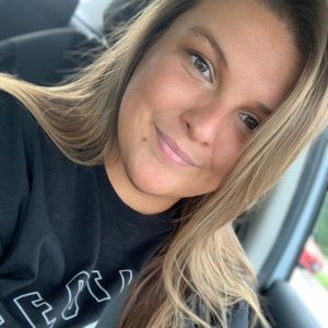 Meet your Posher, Arriane